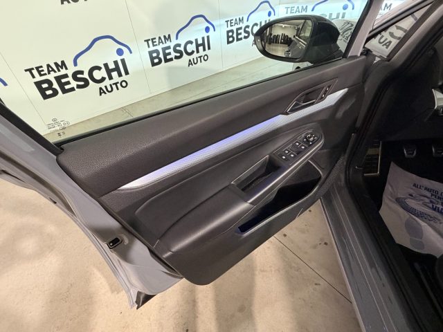 VOLKSWAGEN Golf usata, con Controllo automatico clima