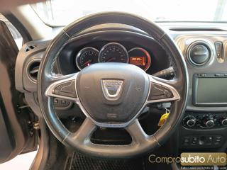 DACIA Sandero usata, con Specchietti laterali elettrici