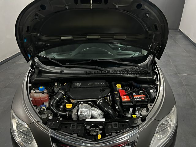 LANCIA Ypsilon usata, con Controllo trazione