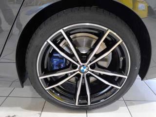 BMW 320 usata, con Fari LED