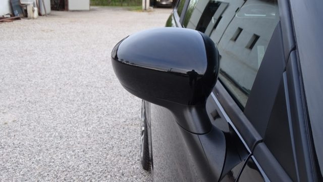 ABARTH 500 usata, con Autoradio digitale