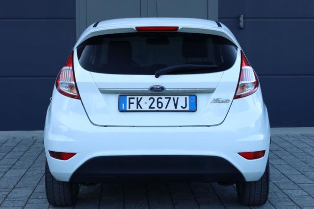 FORD Fiesta usata, con Bluetooth