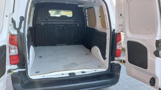 TOYOTA Proace City usata, con Fendinebbia