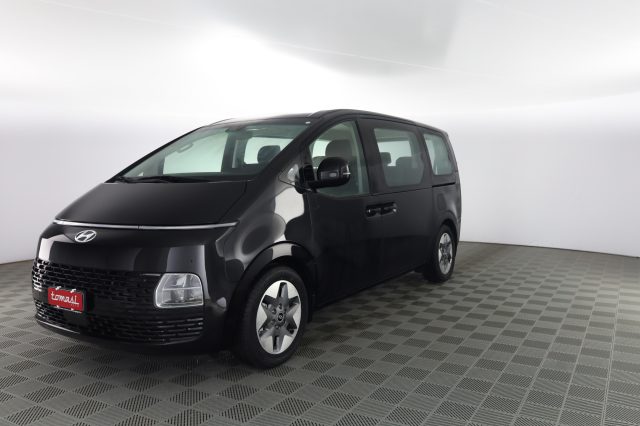 HYUNDAI Staria usata 0