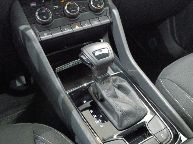 SKODA Karoq usata, con ESP