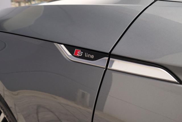 AUDI A5 usata, con Fari bi-xeno