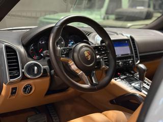 PORSCHE Cayenne usata, con Cerchi in lega