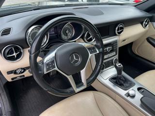 MERCEDES-BENZ SLK 200 usata, con Climatizzatore