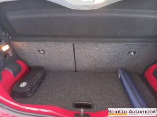 VOLKSWAGEN up! usata, con Frenata d