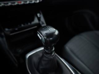 PEUGEOT 2008 usata, con Interni in pelle
