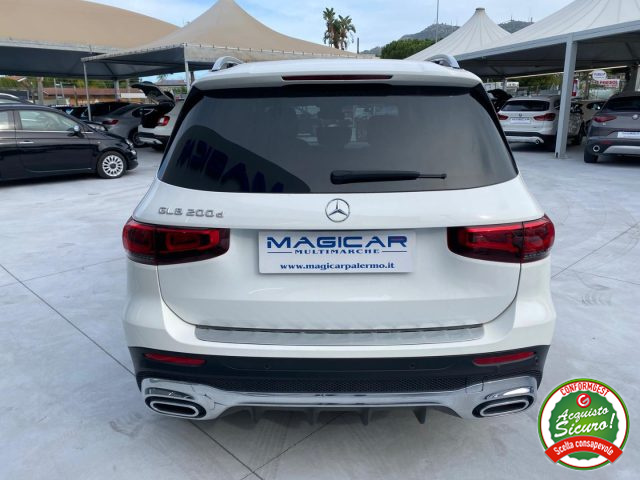 MERCEDES-BENZ GLB 200 usata, con Chiusura centralizzata