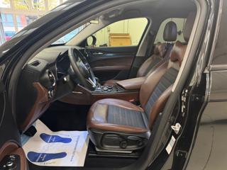 ALFA ROMEO Stelvio usata, con Alzacristalli elettrici