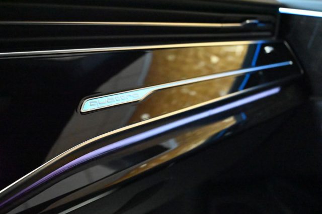AUDI Q8 usata 250