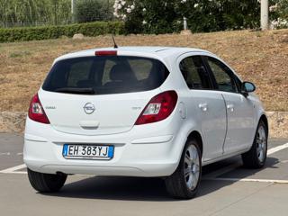 OPEL Corsa usata, con Chiusura centralizzata