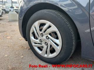 HYUNDAI i10 usata 22