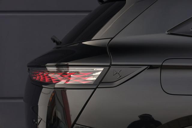 DS AUTOMOBILES DS 7 Crossback usata, con USB