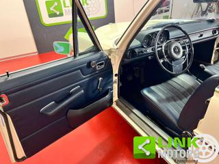 MERCEDES-BENZ 220 usata 8