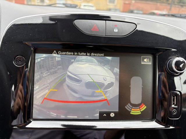 RENAULT Clio usata, con Volante in pelle