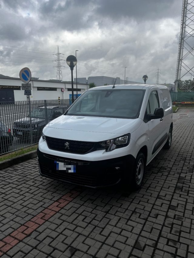PEUGEOT Partner usata, con ABS