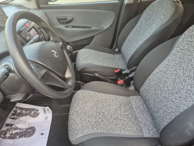 LANCIA Ypsilon usata, con Immobilizzatore elettronico