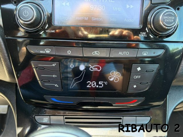 LANCIA Ypsilon usata, con USB
