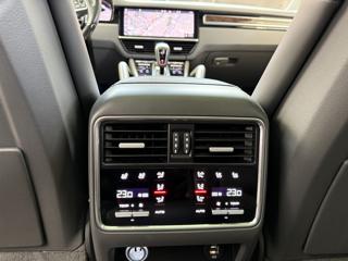 PORSCHE Cayenne usata, con Cronologia tagliandi