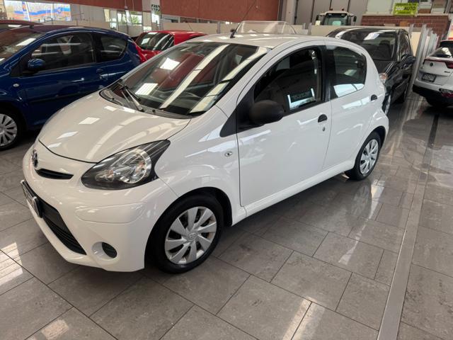 TOYOTA Aygo usata, con Antifurto