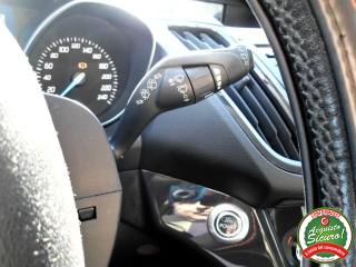 FORD Kuga usata, con Autoradio digitale