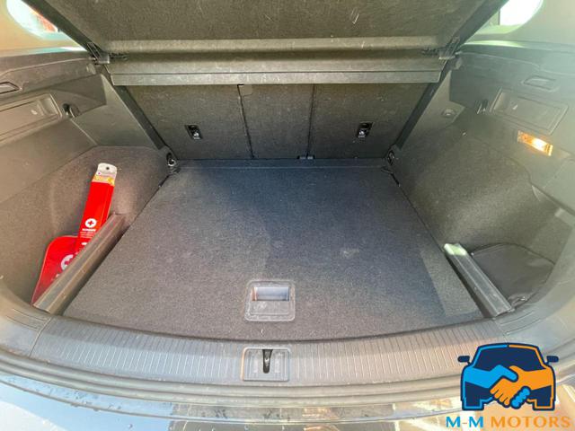 VOLKSWAGEN Tiguan usata, con Sedile posteriore sdoppiato