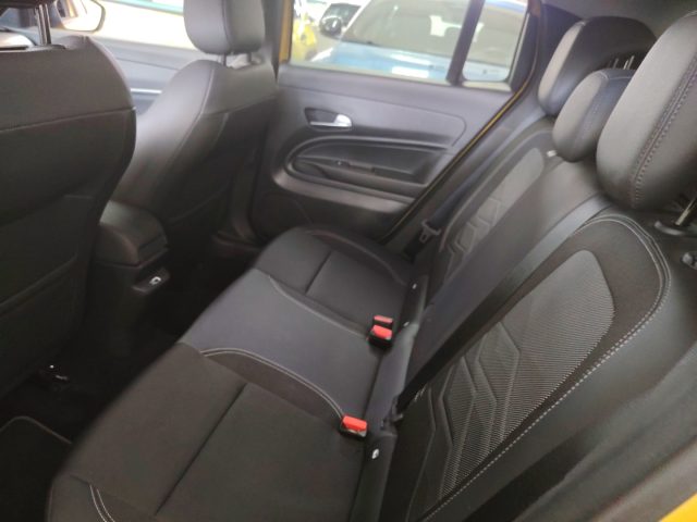 JEEP Avenger usata, con Autoradio digitale