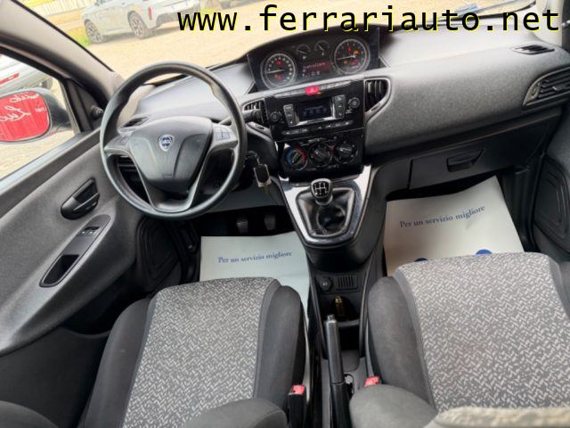 LANCIA Ypsilon usata, con Volante in pelle