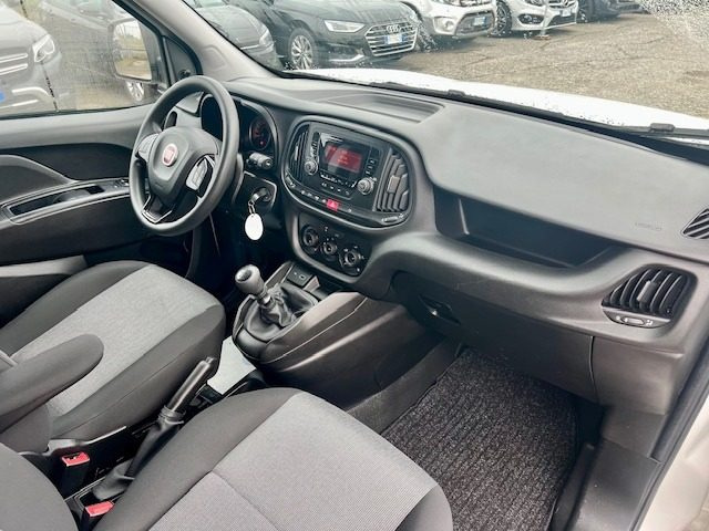 FIAT Doblo usata 17
