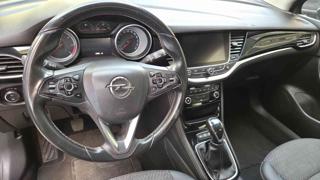 OPEL Astra usata, con Boardcomputer