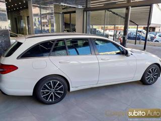 MERCEDES-BENZ C 200 usata, con Chiusura centralizzata