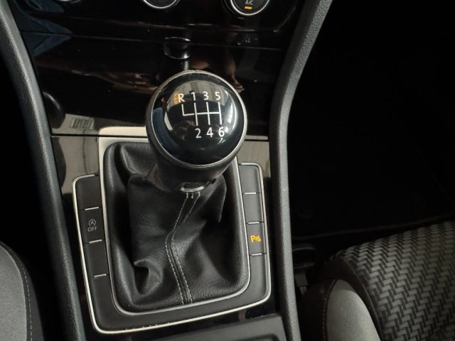VOLKSWAGEN Golf usata, con Park Distance Control
