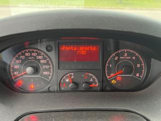 PEUGEOT  usata 8