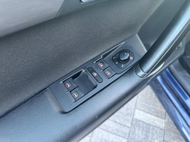 VOLKSWAGEN Passat usata, con Climatizzatore