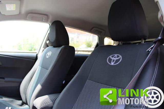TOYOTA Auris usata 23