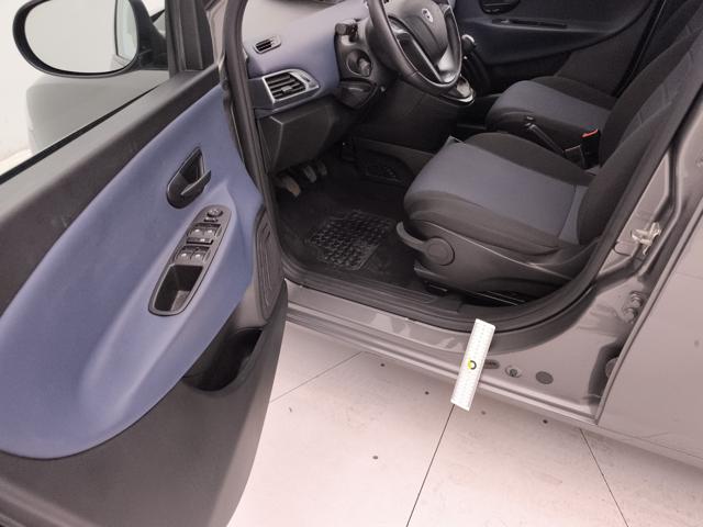 LANCIA Ypsilon usata 43