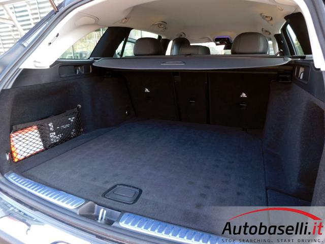 MERCEDES-BENZ C 220 usata, con Luce d