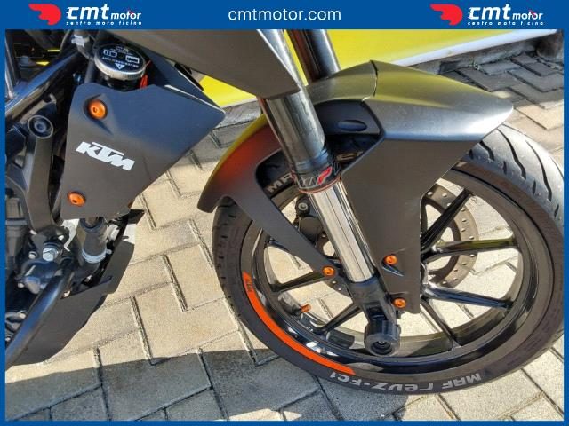 KTM 125 Duke usata 11