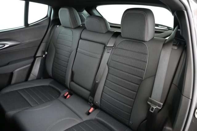 ALFA ROMEO Tonale usata, con Sedile posteriore sdoppiato