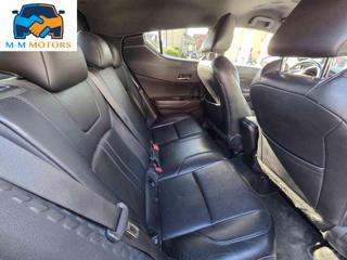 TOYOTA C-HR usata, con Sedile posteriore sdoppiato