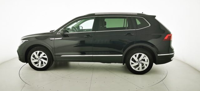 VOLKSWAGEN Tiguan Allspace usata, con Sistema di chiamata d
