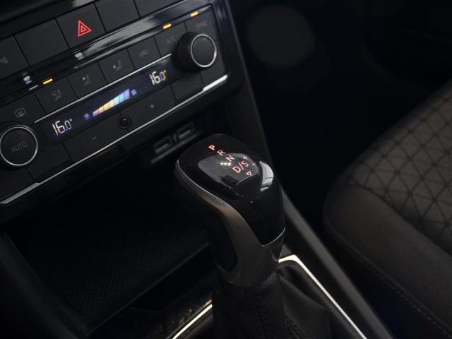 VOLKSWAGEN T-Cross usata, con Specchietti laterali elettrici