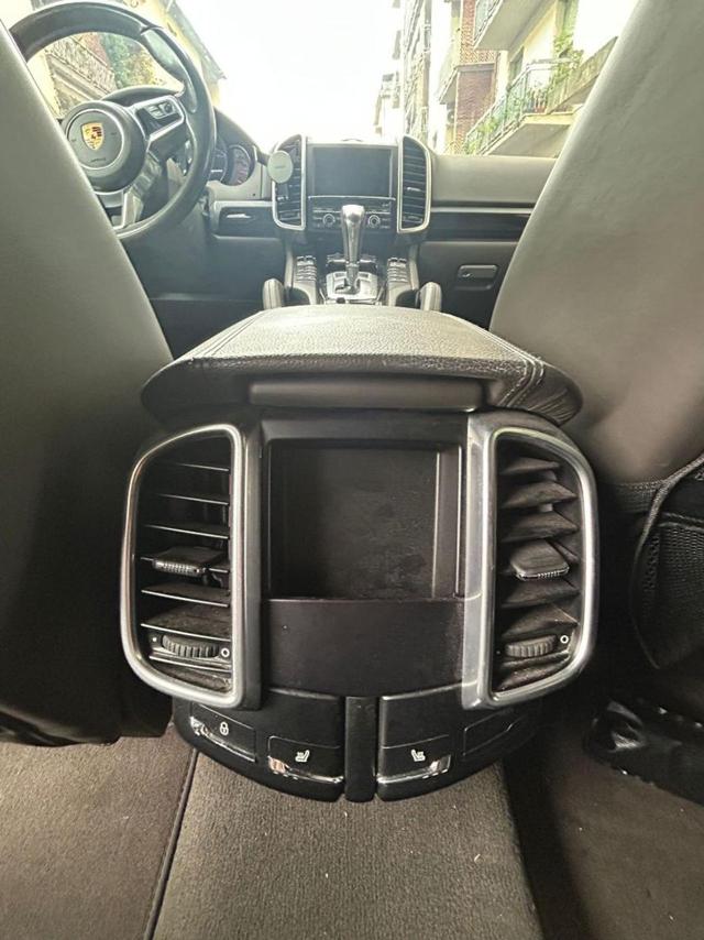 PORSCHE Cayenne usata, con Bracciolo
