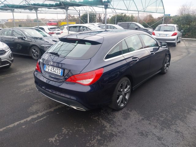 MERCEDES-BENZ CLA 180 usata, con Alzacristalli elettrici