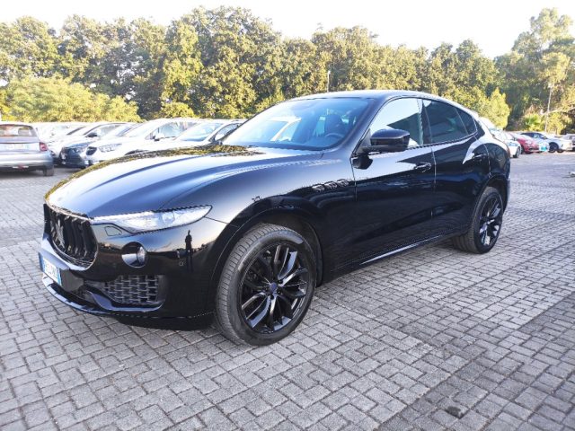MASERATI Levante usata, con Airbag