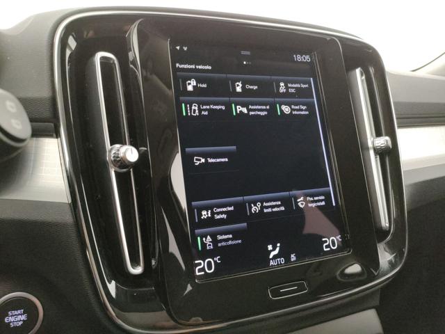 VOLVO XC40 usata, con Touch screen