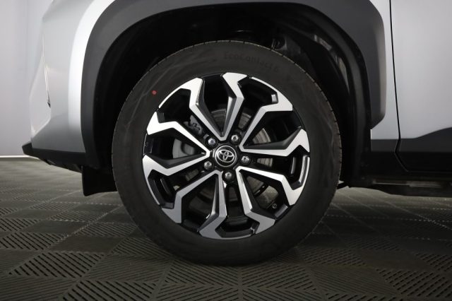 TOYOTA Yaris Cross usata 8